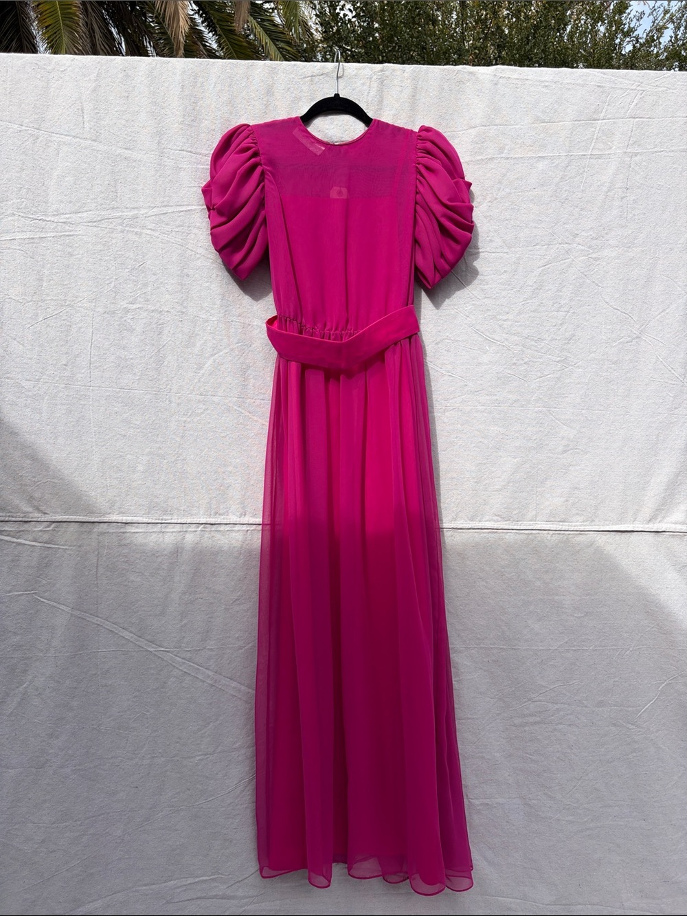 Elegant Fuchsia Puff-Sleeve Maxi Dress
